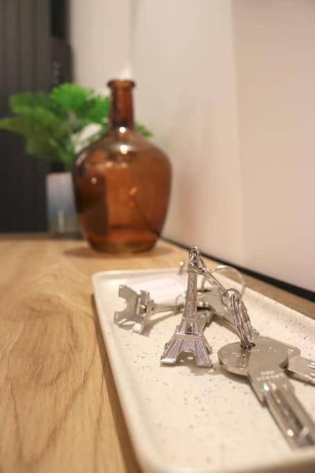 Appartement Cocon Neuf - Coeur Du 11E à Paris Extérieur photo